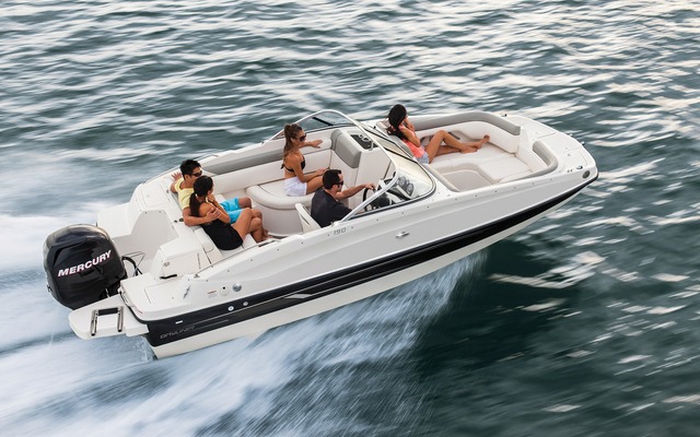 Bayliner 190 Deck Boat